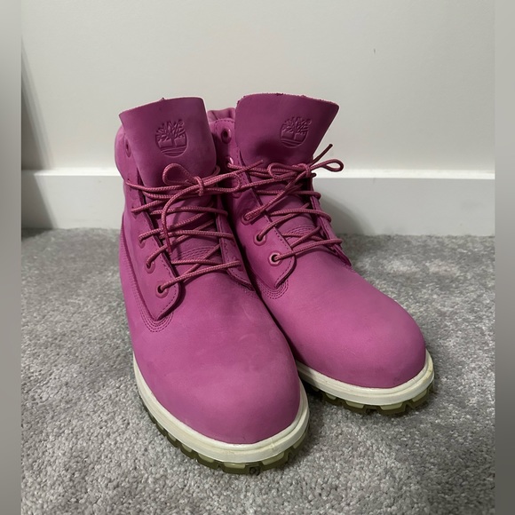 Timberland Woman’s Waterproof Boots - Size 7 - Picture 3 of 7